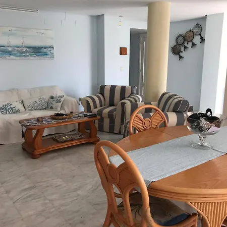 Panorama 8 *